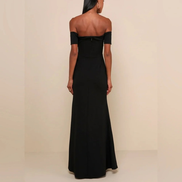 Lulu’s NWT Lynne Black Off-the-Shoulder Maxi Dress size XS - Picture 3 of 8